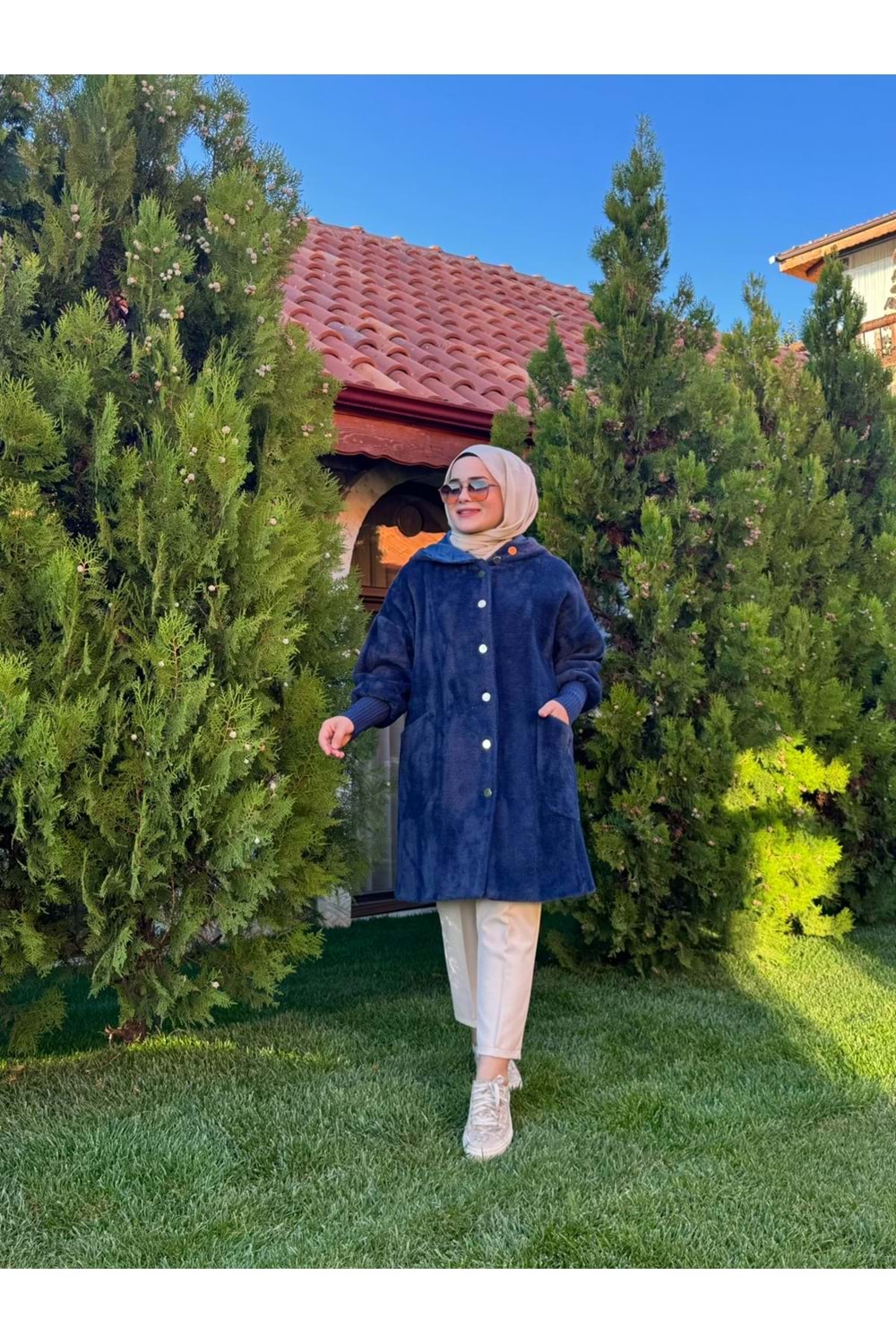 ANGORA DÜĞMELİ KABAN - LACİ - STD