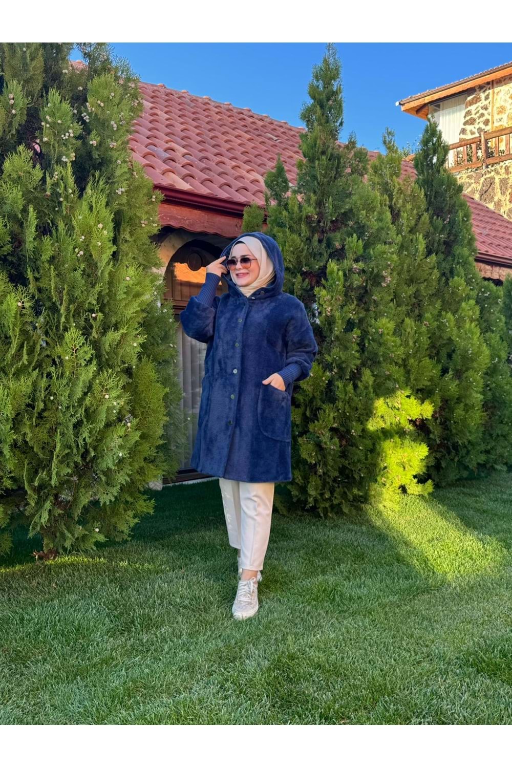 ANGORA DÜĞMELİ KABAN - LACİ - STD