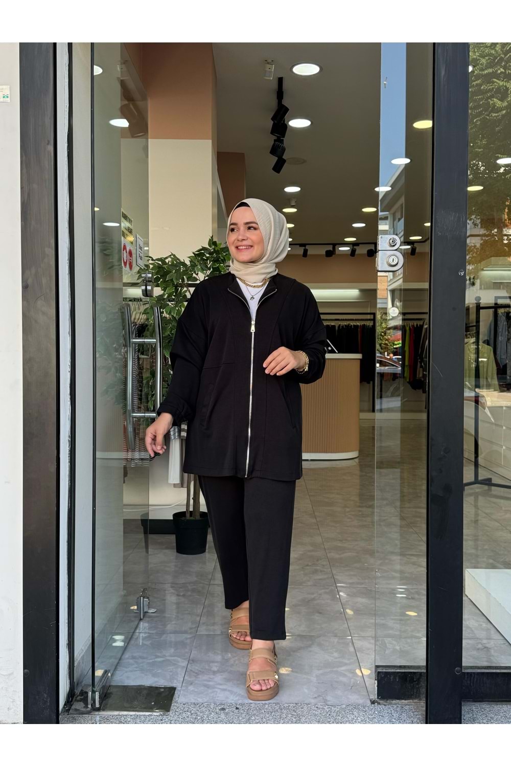 VERA TAKIM - SİYAH - L-XL