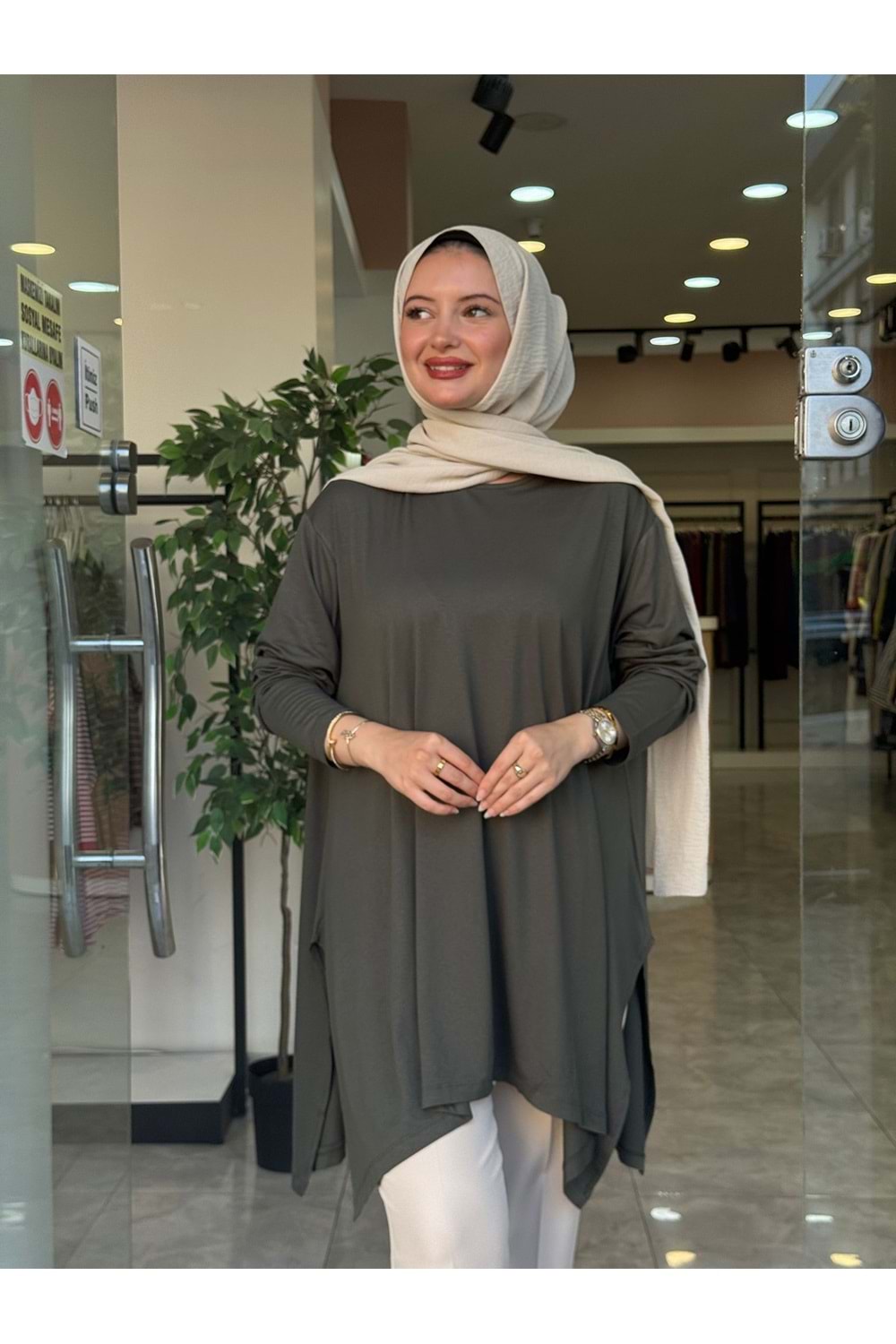 KUĞU TUNİK - HAKİ YEŞİLİ - STD