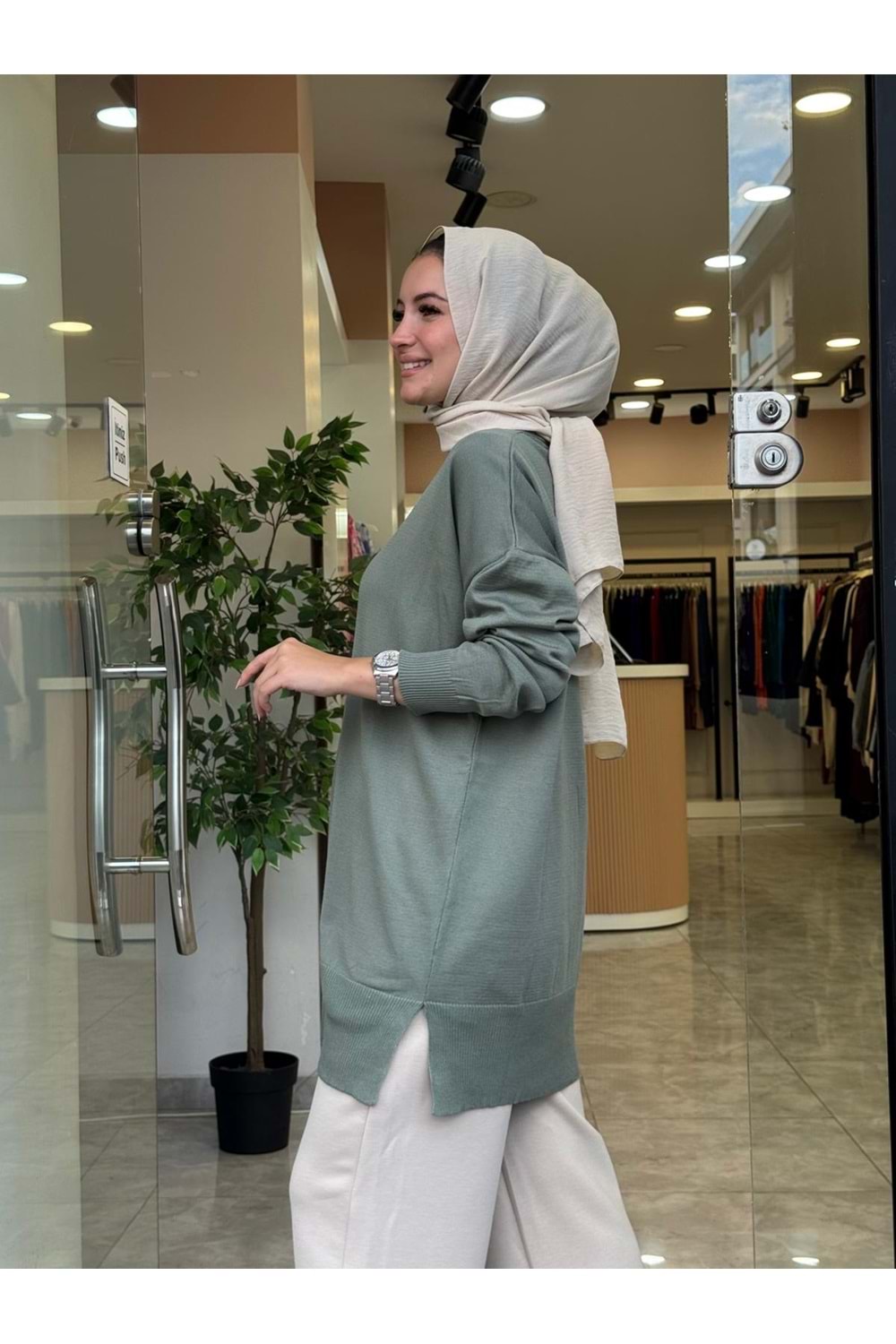 NİSA TRİKO TUNİK - ÇAĞLA YEŞİLİ - STD