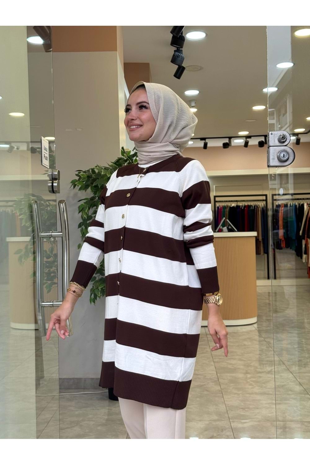 ÇİZGİLİ TRİKO HIRKA - KAHVERENGİ - STD