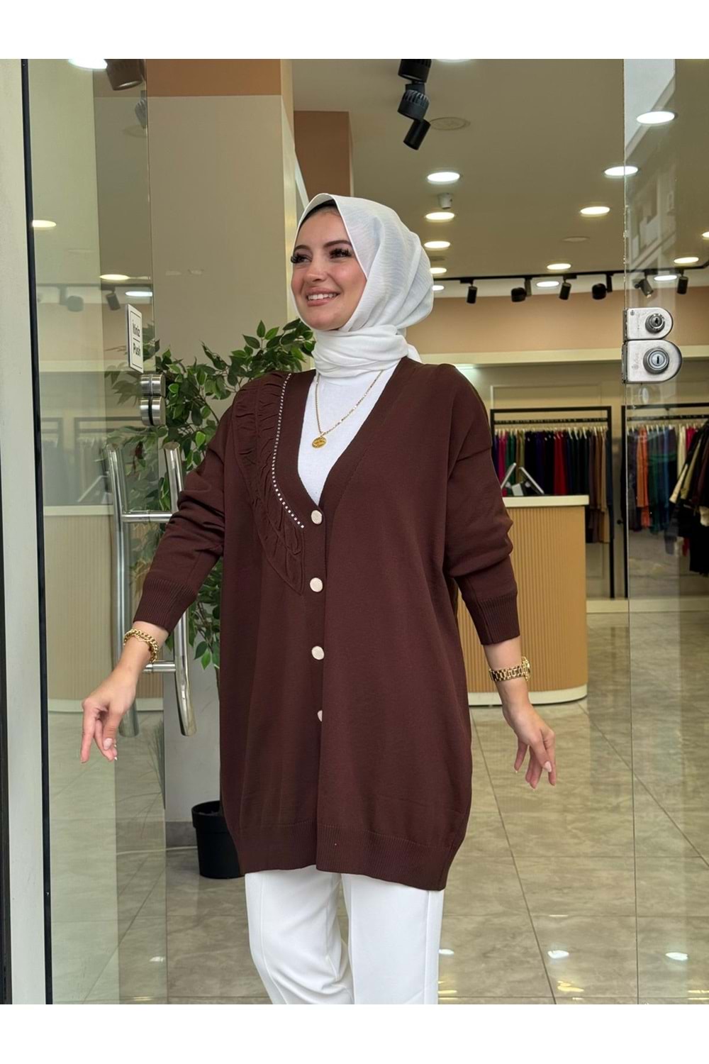 MERSERİZE BÜZGÜ DÜĞMELİ HIRKA - KAHVERENGİ - STD