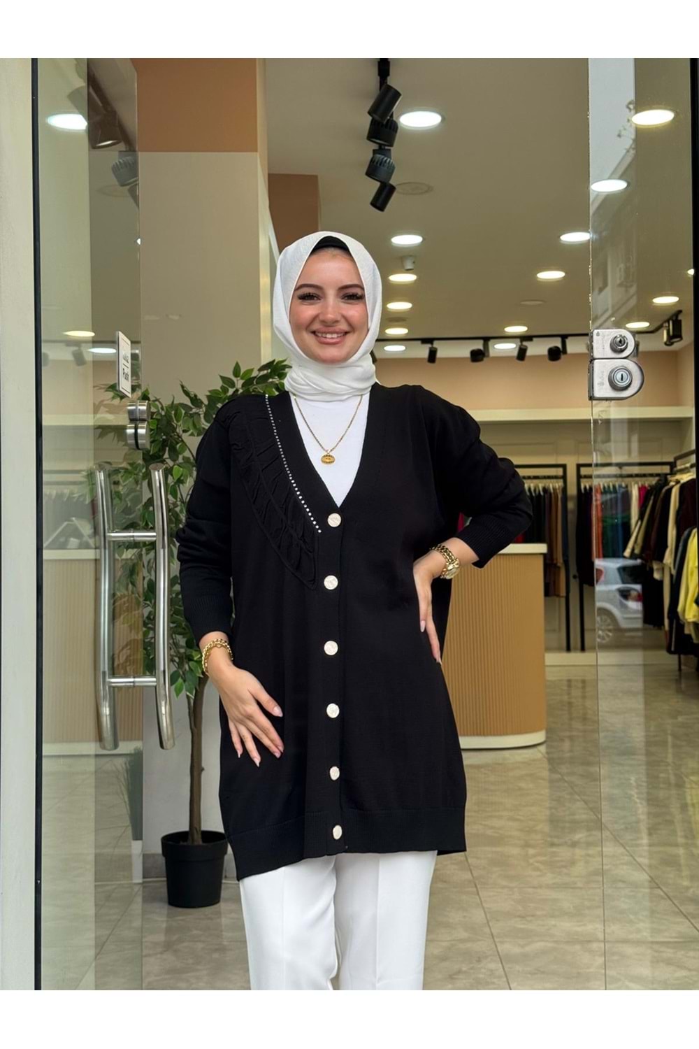 MERSERİZE BÜZGÜ DÜĞMELİ HIRKA - SİYAH - STD
