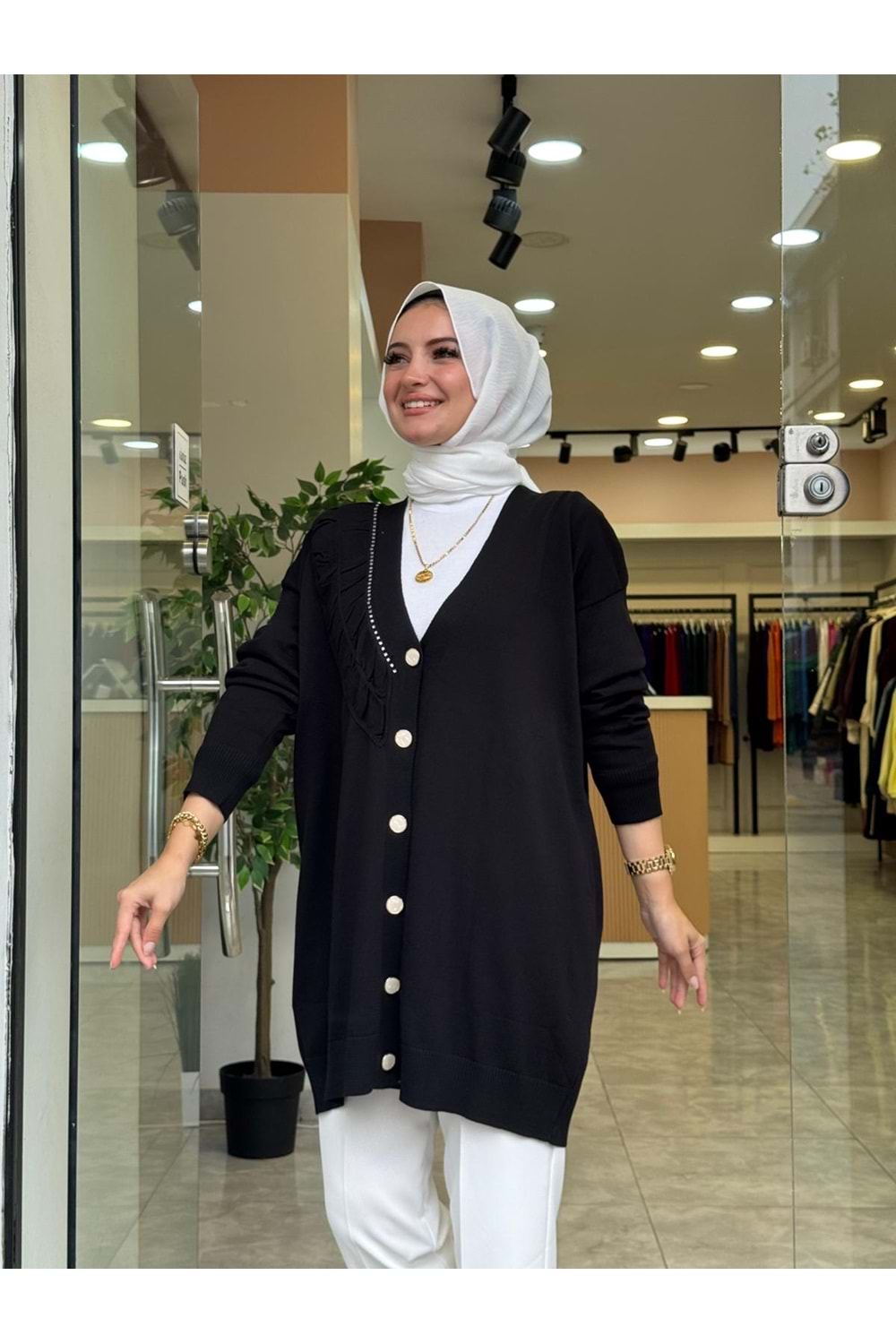 MERSERİZE BÜZGÜ DÜĞMELİ HIRKA - SİYAH - STD