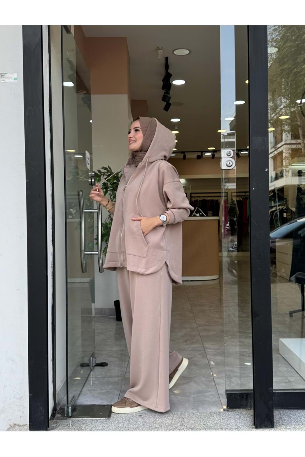 GÖZDE TAKIM - KREM - 2