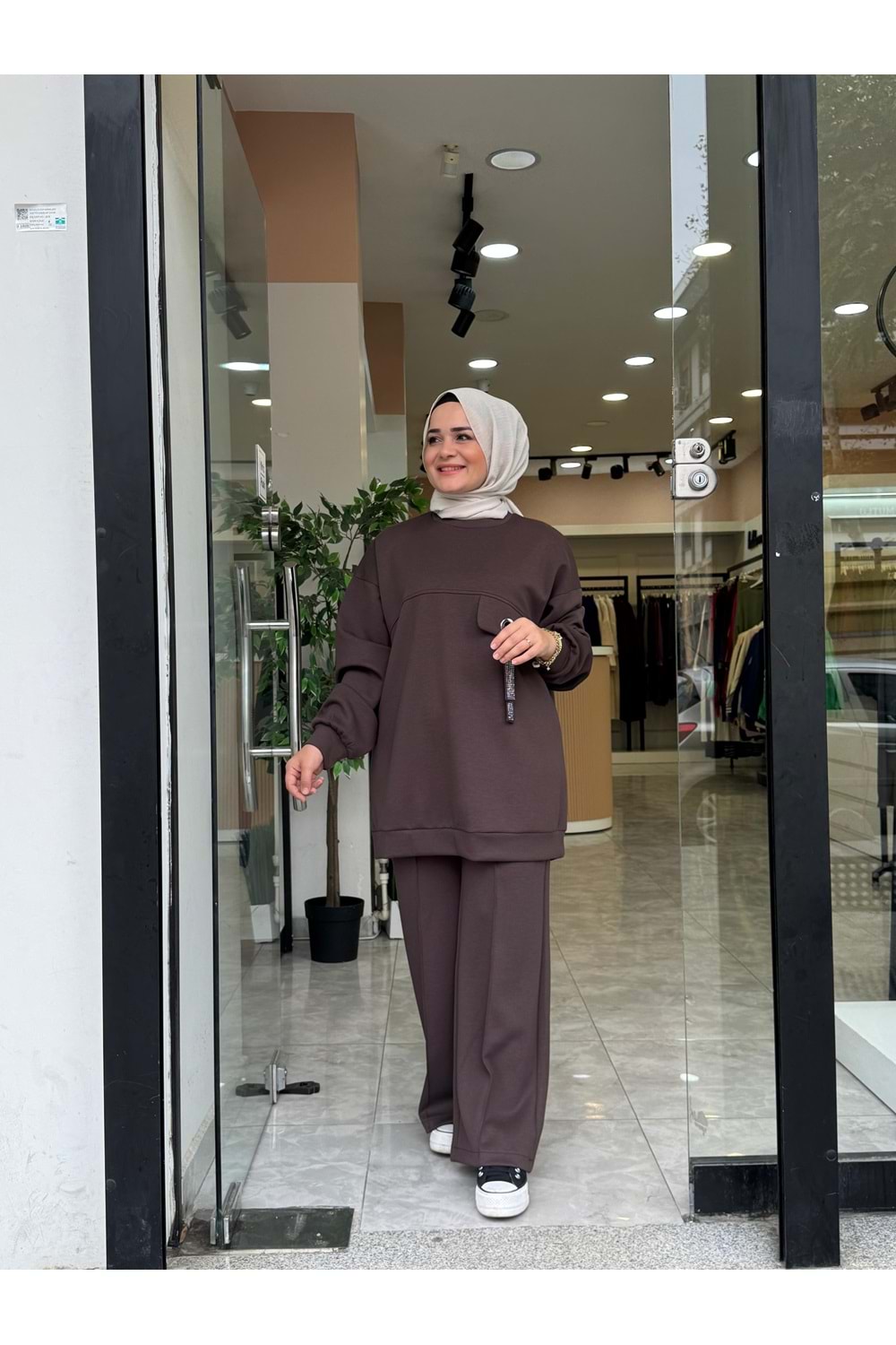 AYNUR TAKIM - KAHVERENGİ - L-XL