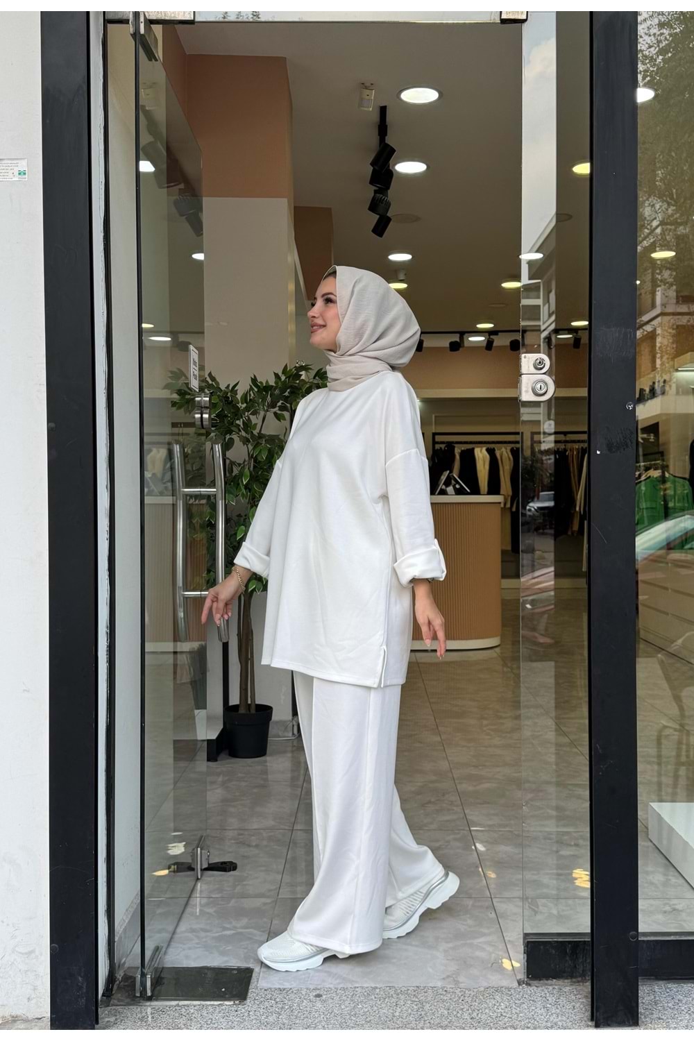 KOL DÜĞME TAKIM - BEYAZ - 1