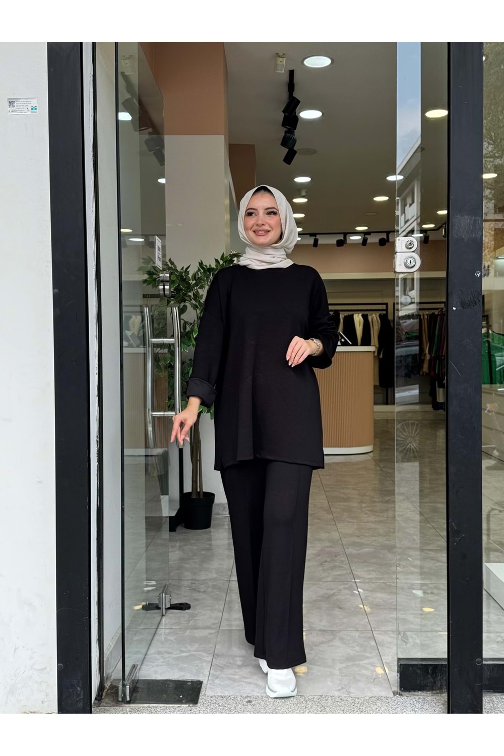 KOL DÜĞME TAKIM - SİYAH - 1