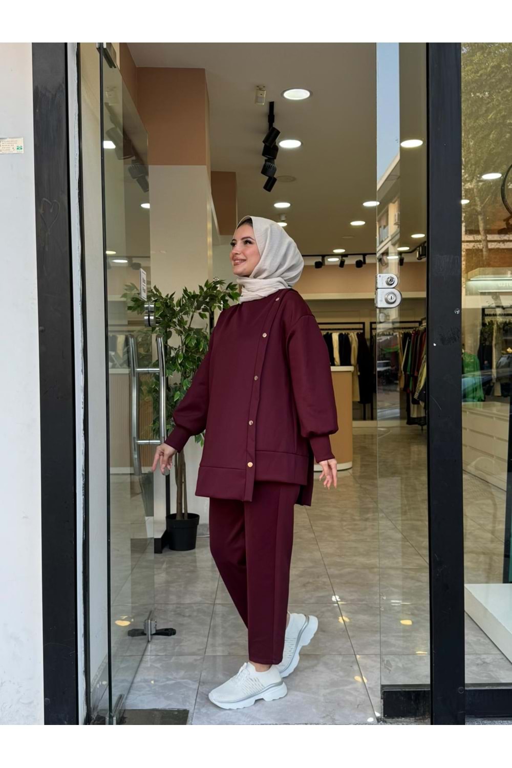 SCUBA DÜĞMELİ TAKIM - BORDO - 1