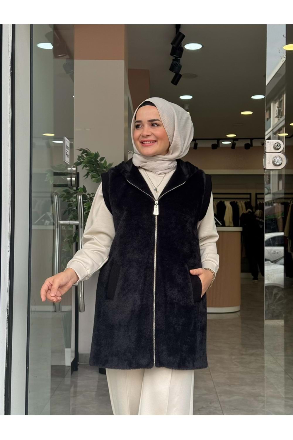 ANGORA YELEK - SİYAH - 1