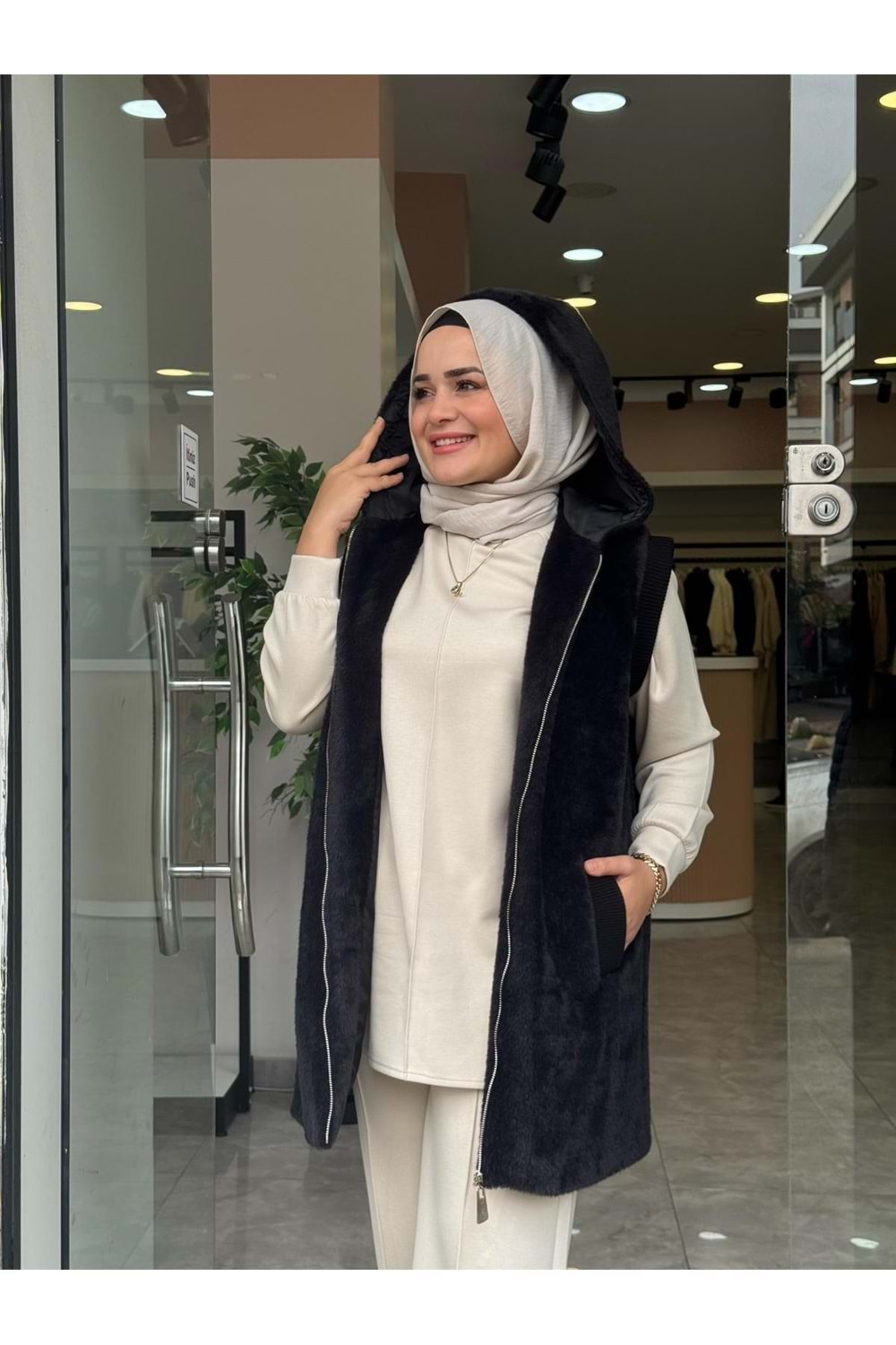 ANGORA YELEK - SİYAH - 1