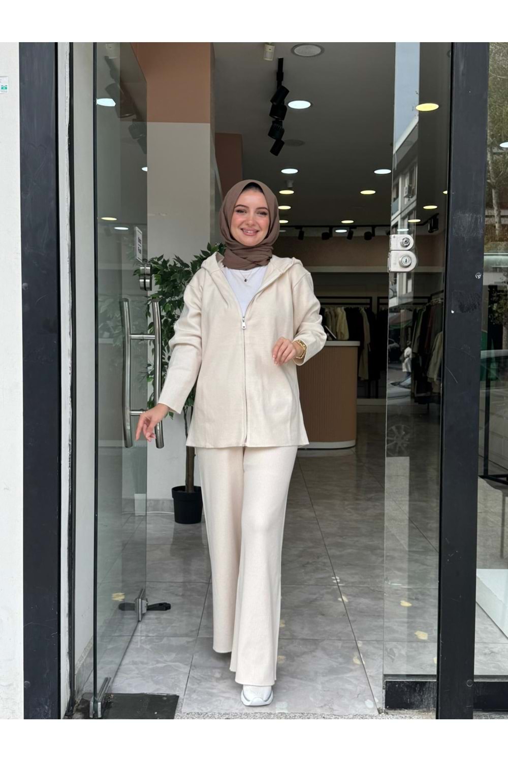 MERSERİZ FERMUARLI TAKIM - EKRU - STD