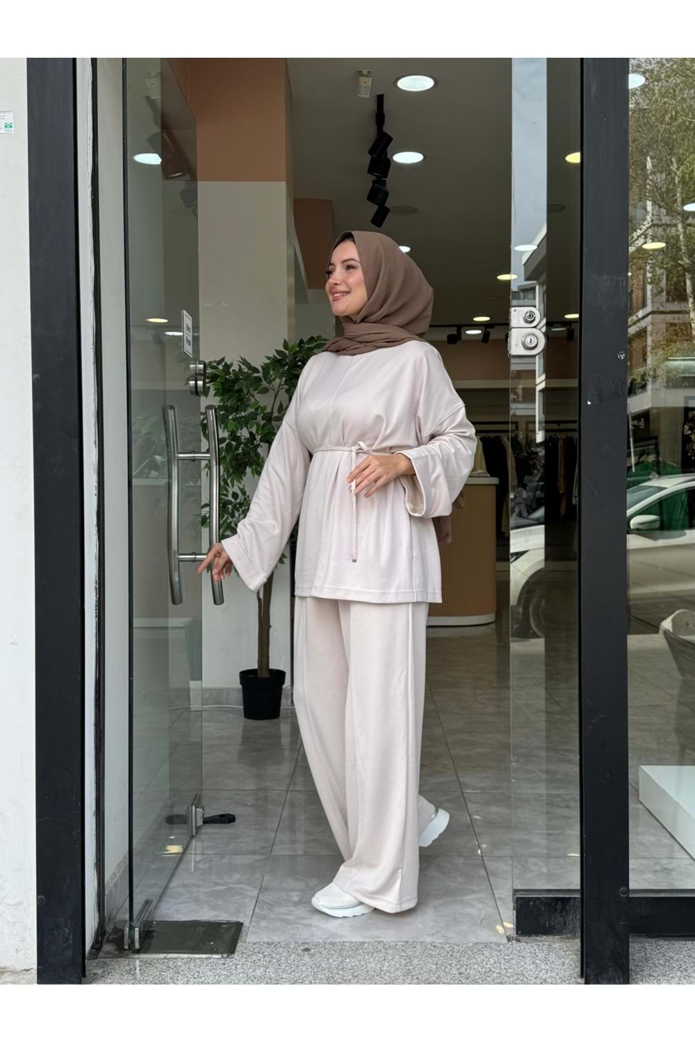 BEL BAĞLAMALI TAKIM - KREM - L-XL