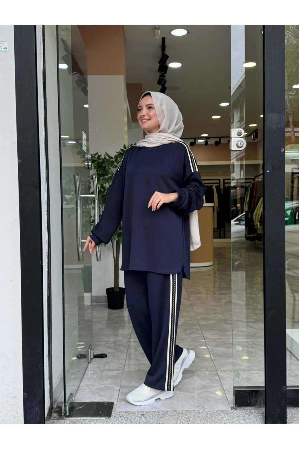 YAN ŞERİT TAKIM - LACİVERT - S-M