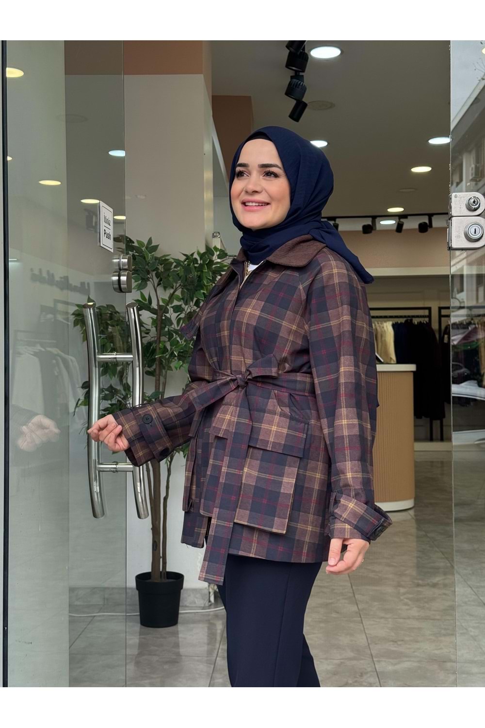 KARE KISA TRENCH - STD - 2