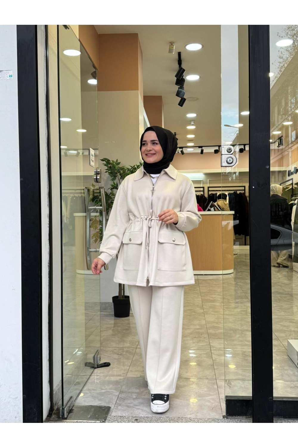 ÜÇGEN TAKIM - KREM - L-XL