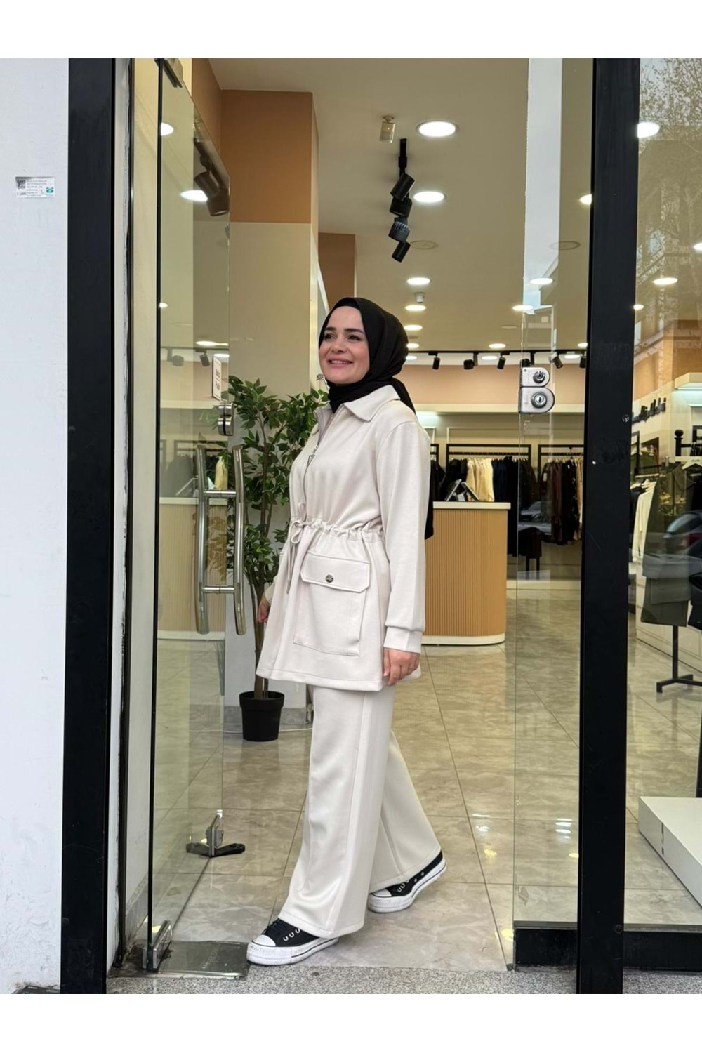 ÜÇGEN TAKIM - KREM - L-XL