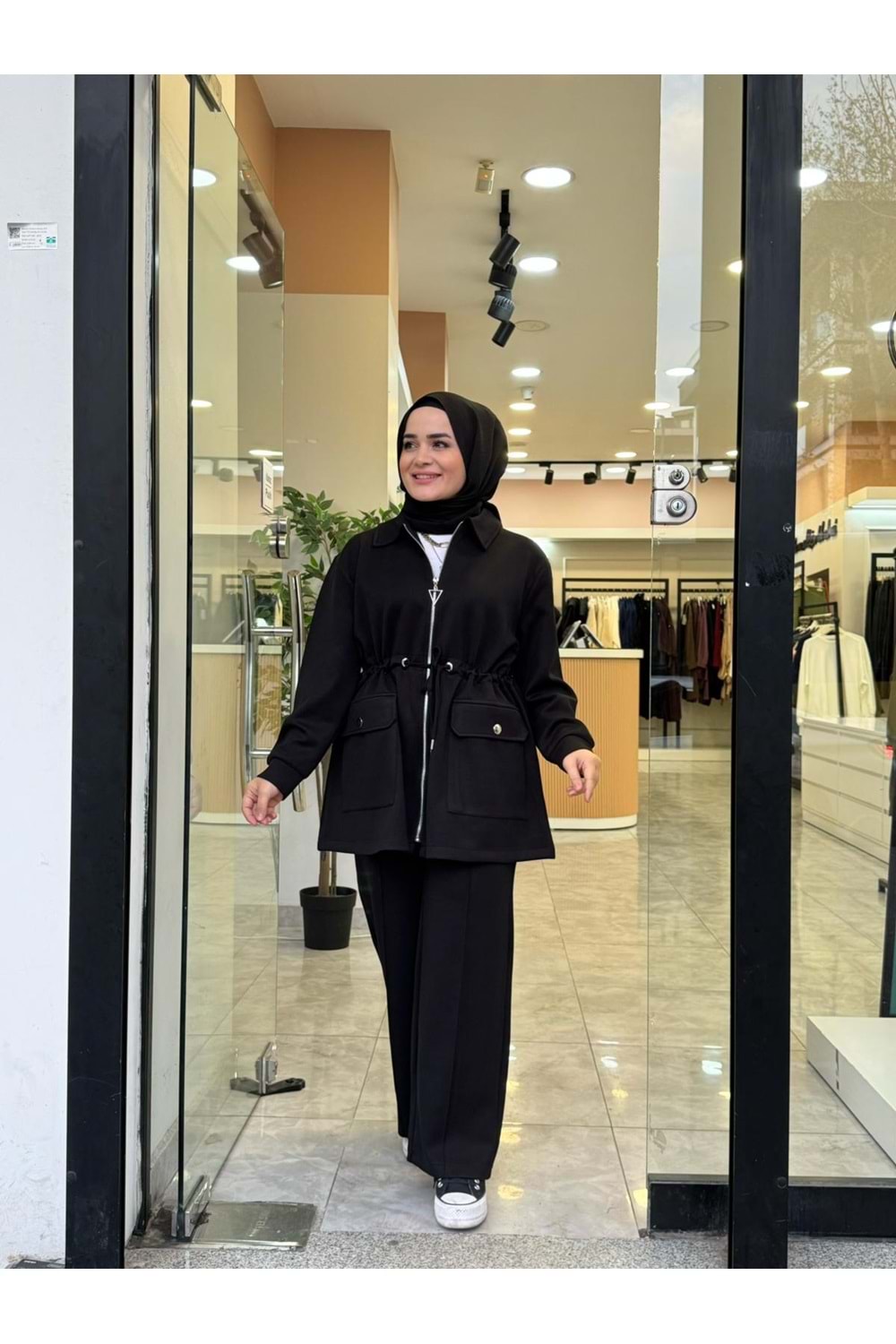 ÜÇGEN TAKIM - SİYAH - L-XL