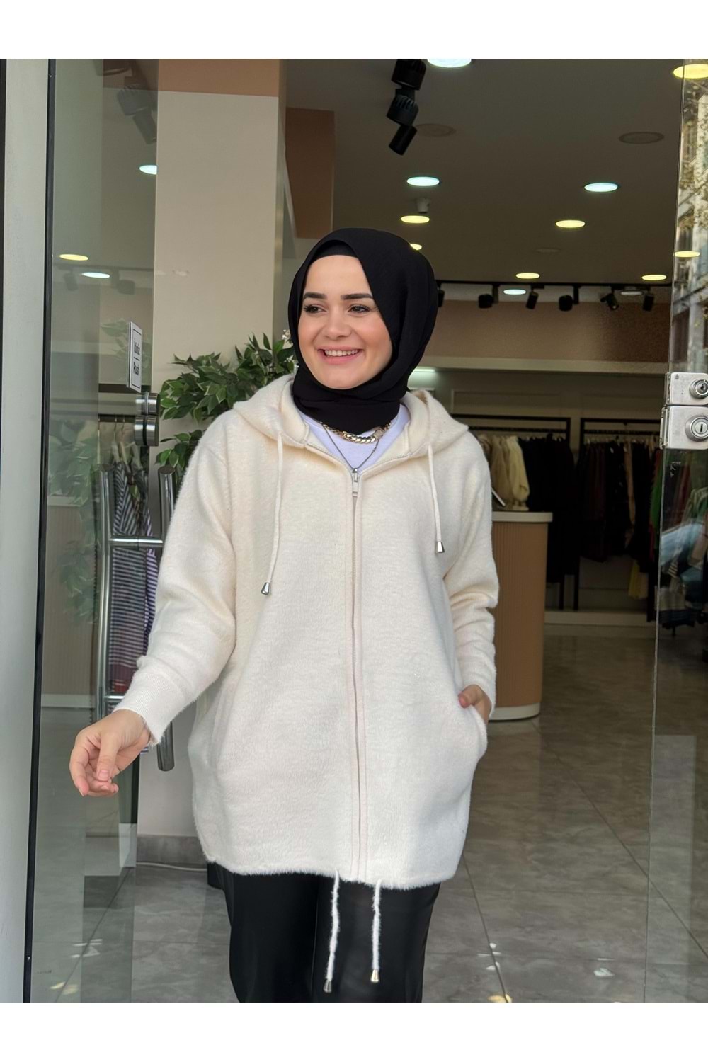 KAPÜŞONLU ANGORA HIRKA - EKRU - STD