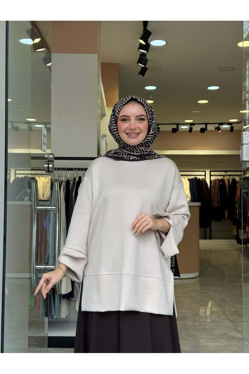 YIRTMAÇ SWEAT - KREM - S-M