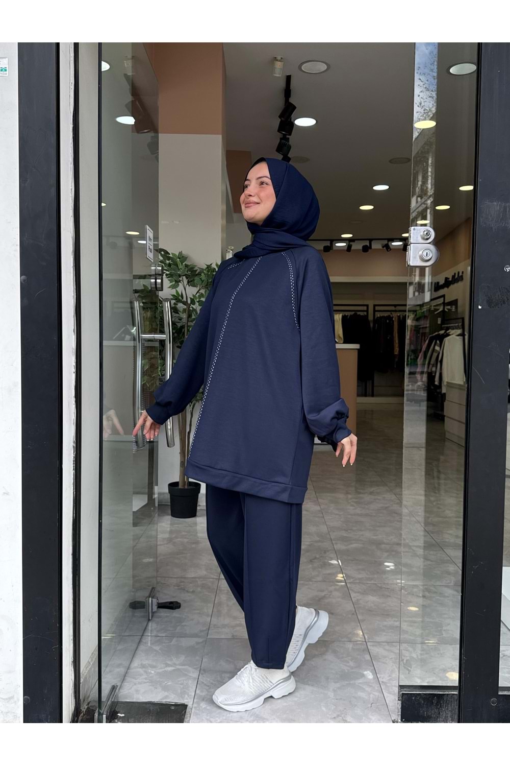 NAKIŞ TAKIM - LACİVERT