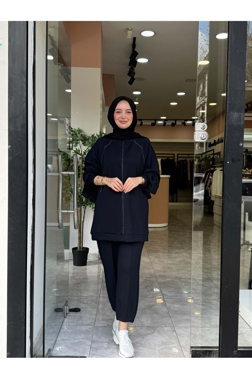 NAKIŞ TAKIM - SİYAH