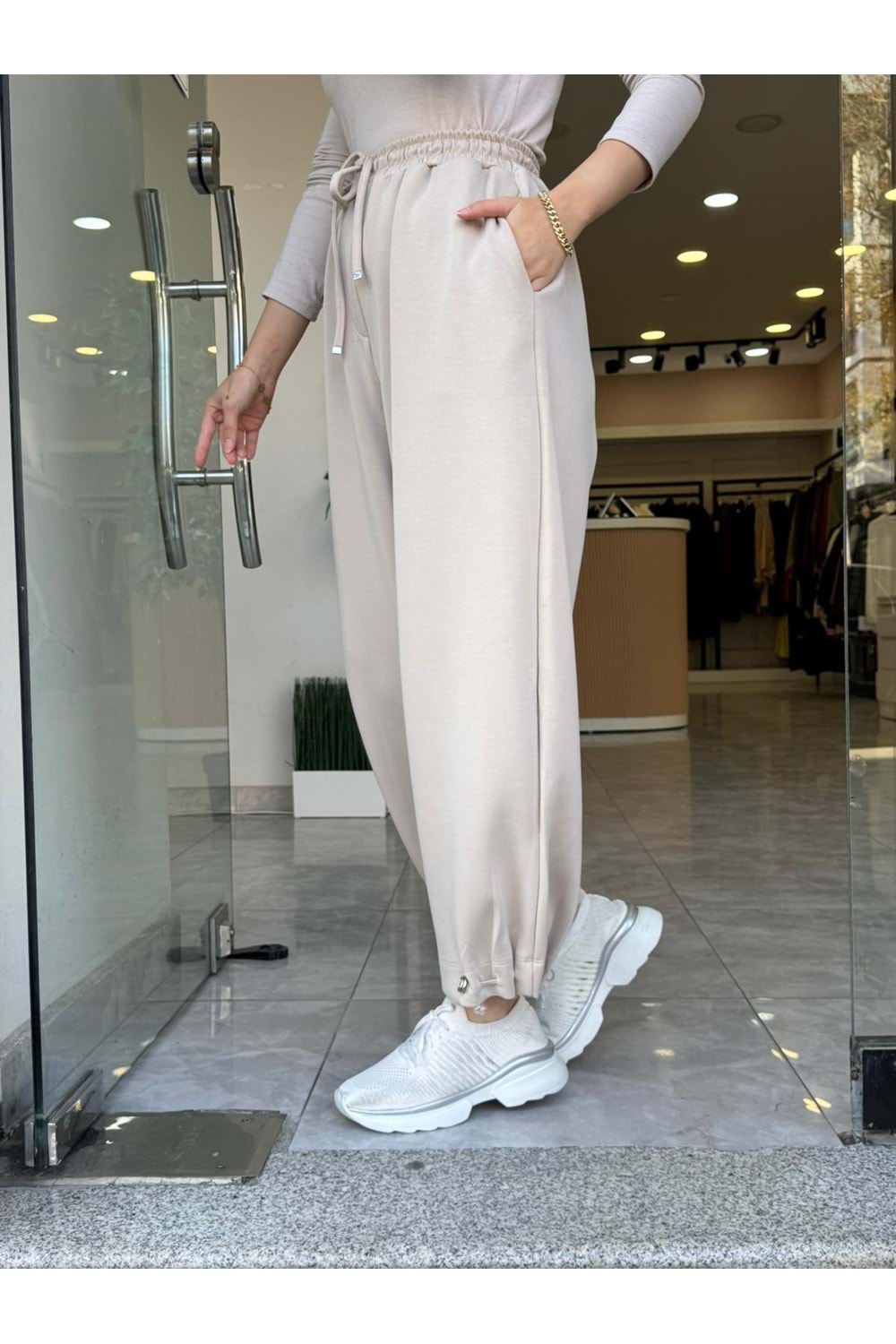 OYŞO PAÇA DÜĞMELİ PANTOLON - KREM - S-M