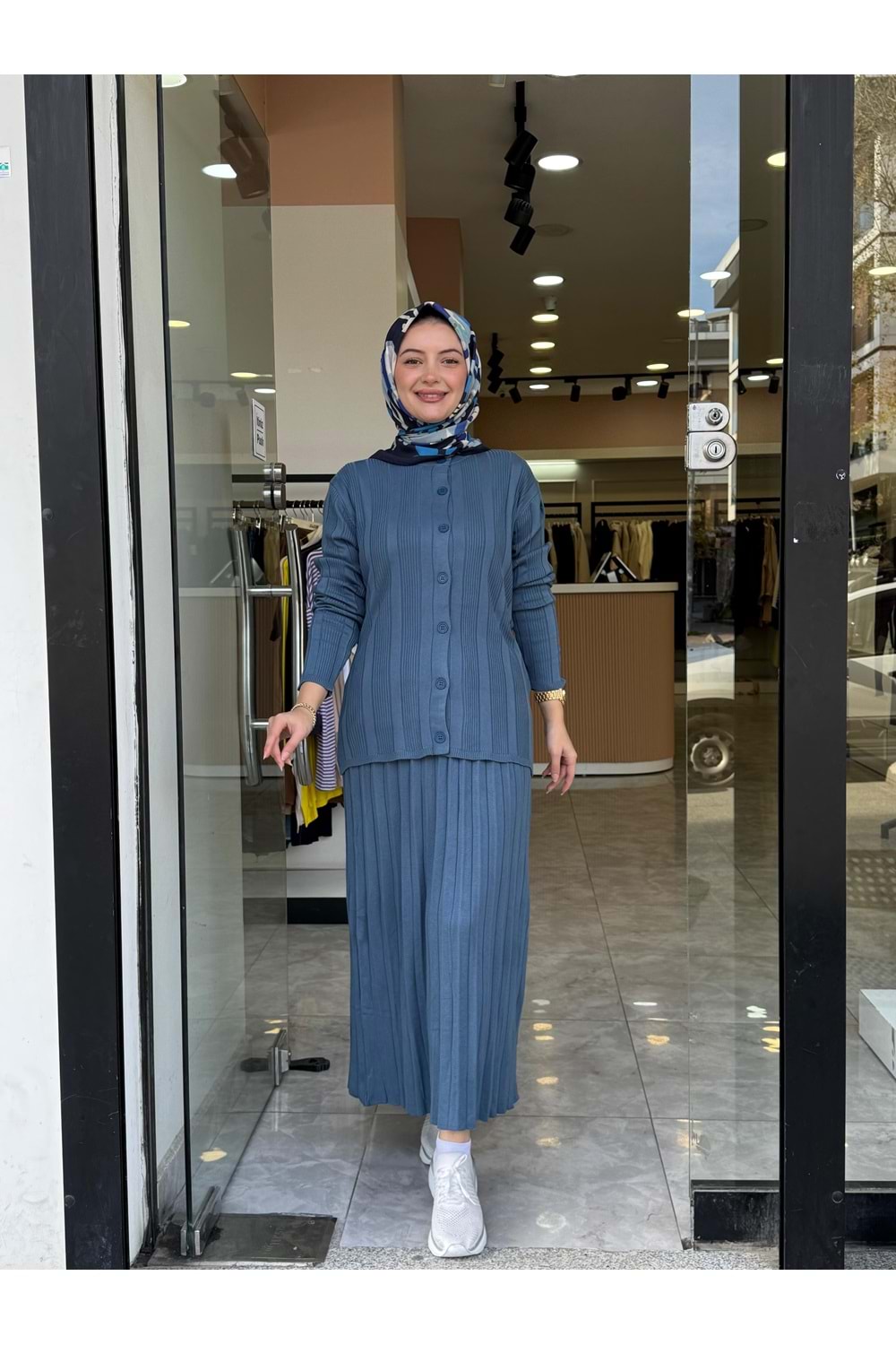 GÜLŞAH ETEKLİ TAKIM - İNDİGO MAVİ - STD