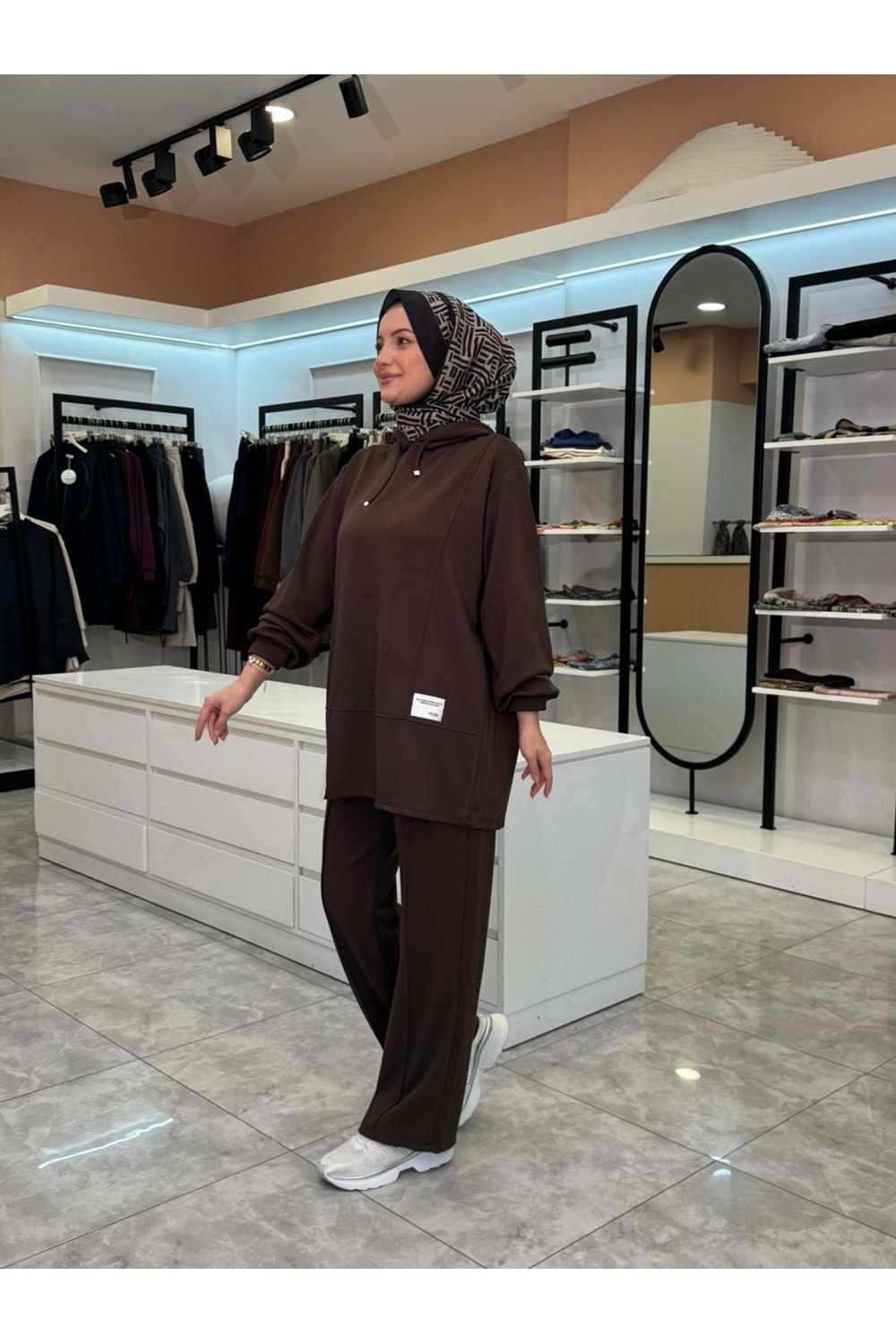 KAPÜŞONLU OYŞO TAKIM - KAHVERENGİ - S-M