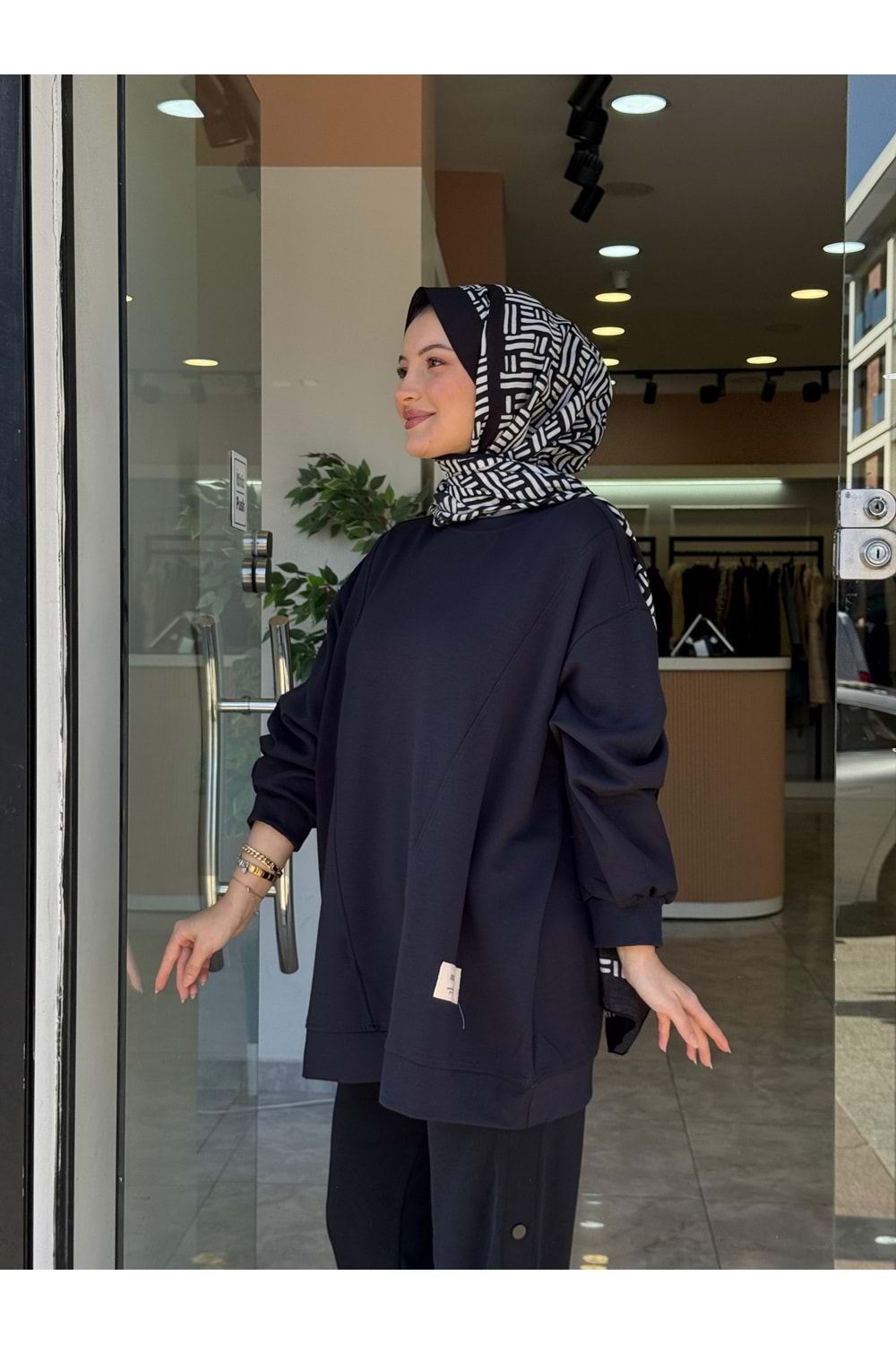 ÜÇGEN SWEAT - FÜME - S-M