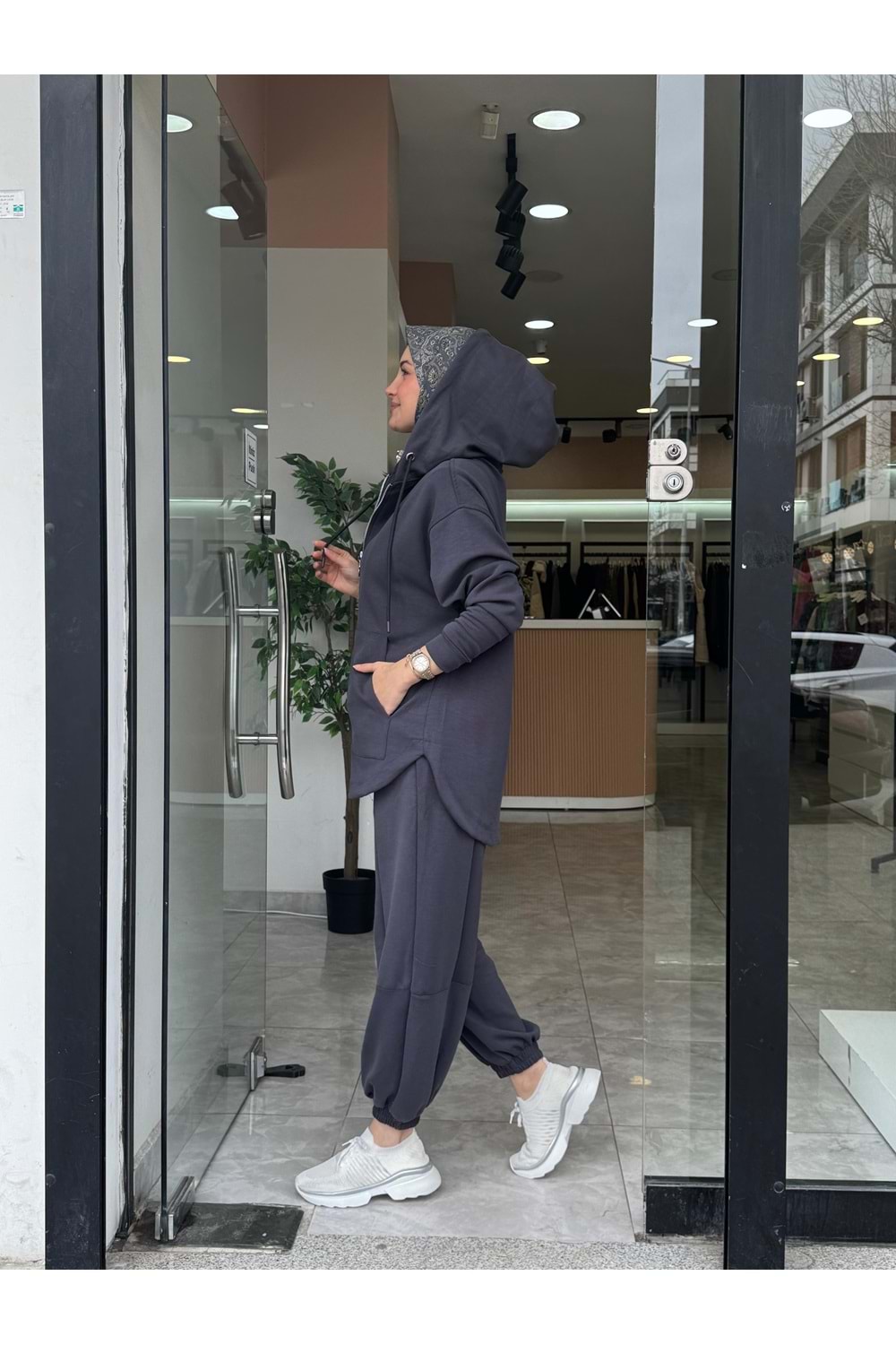 VEGAS FERMUARLI TAKIM - GRİ - 1