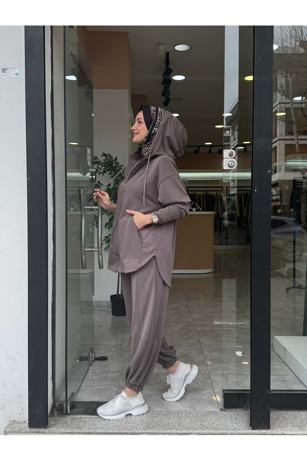 VEGAS FERMUARLI TAKIM - VİZON - 1