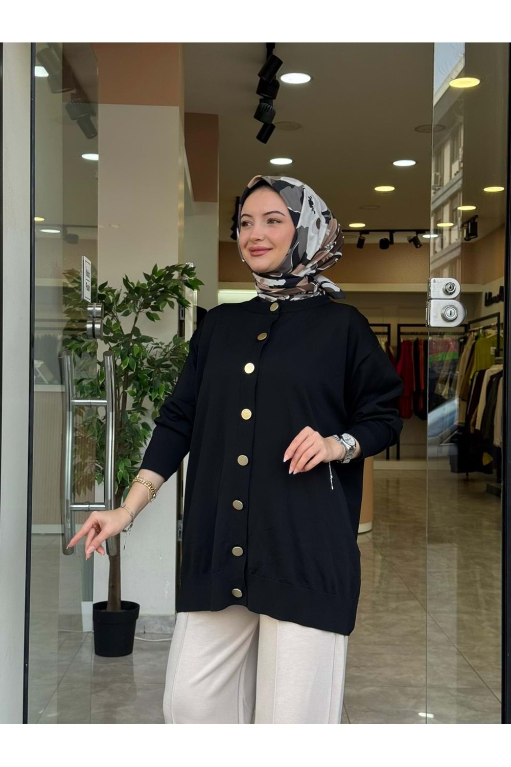 EMİNE MERSERİZE HIRKA - SİYAH - STD