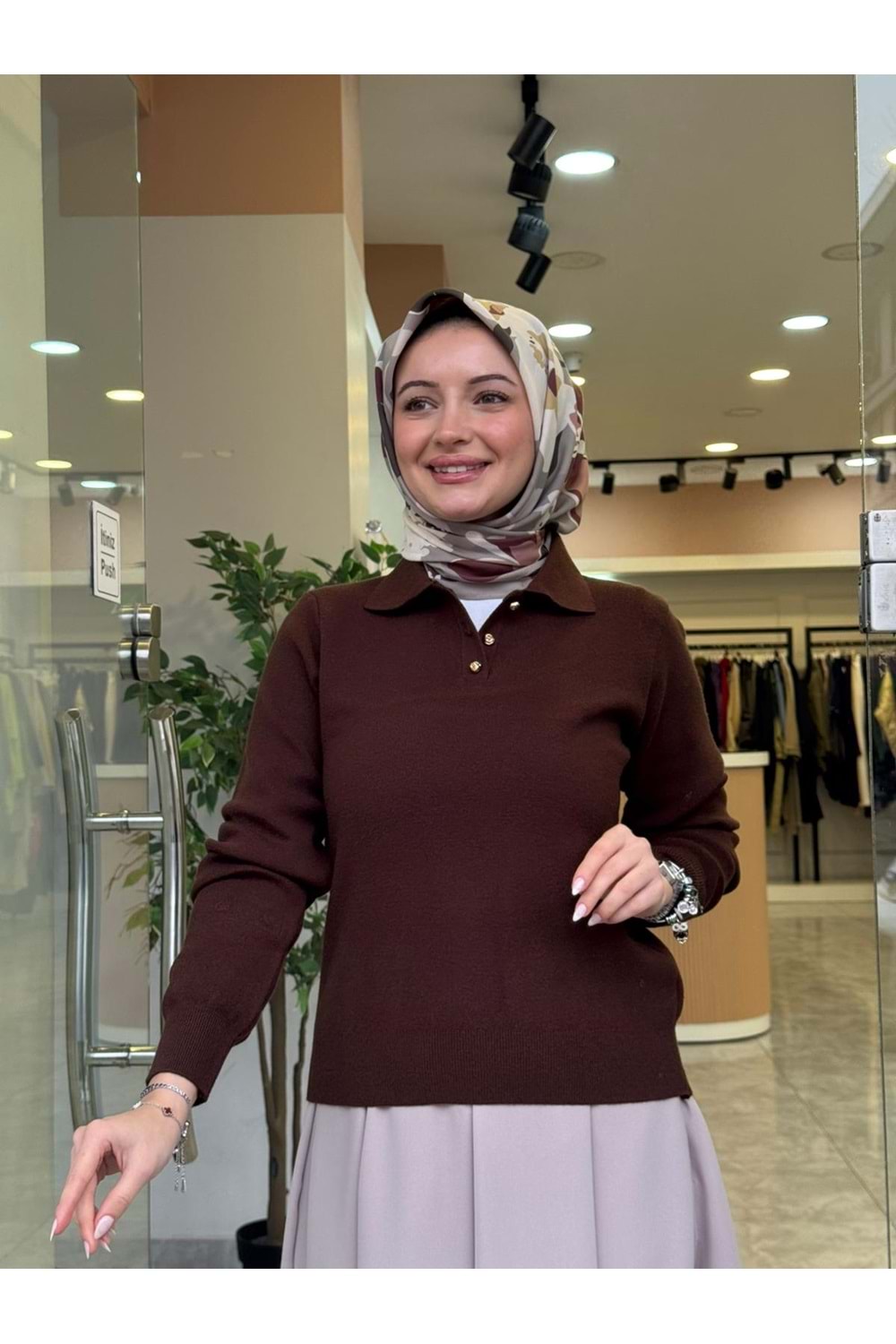 YARIM DÜĞMELİ KAZAK - KAHVERENGİ - STD