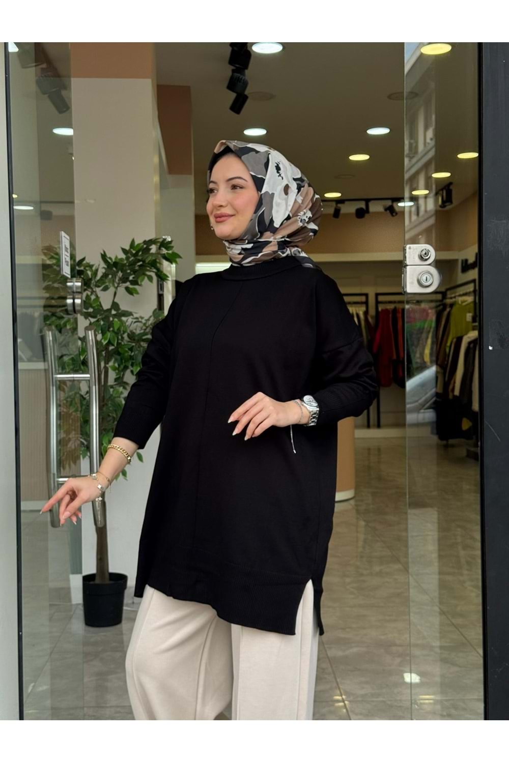 YAN YIRTMAÇ MERSERİZE TUNİK - SİYAH - STD