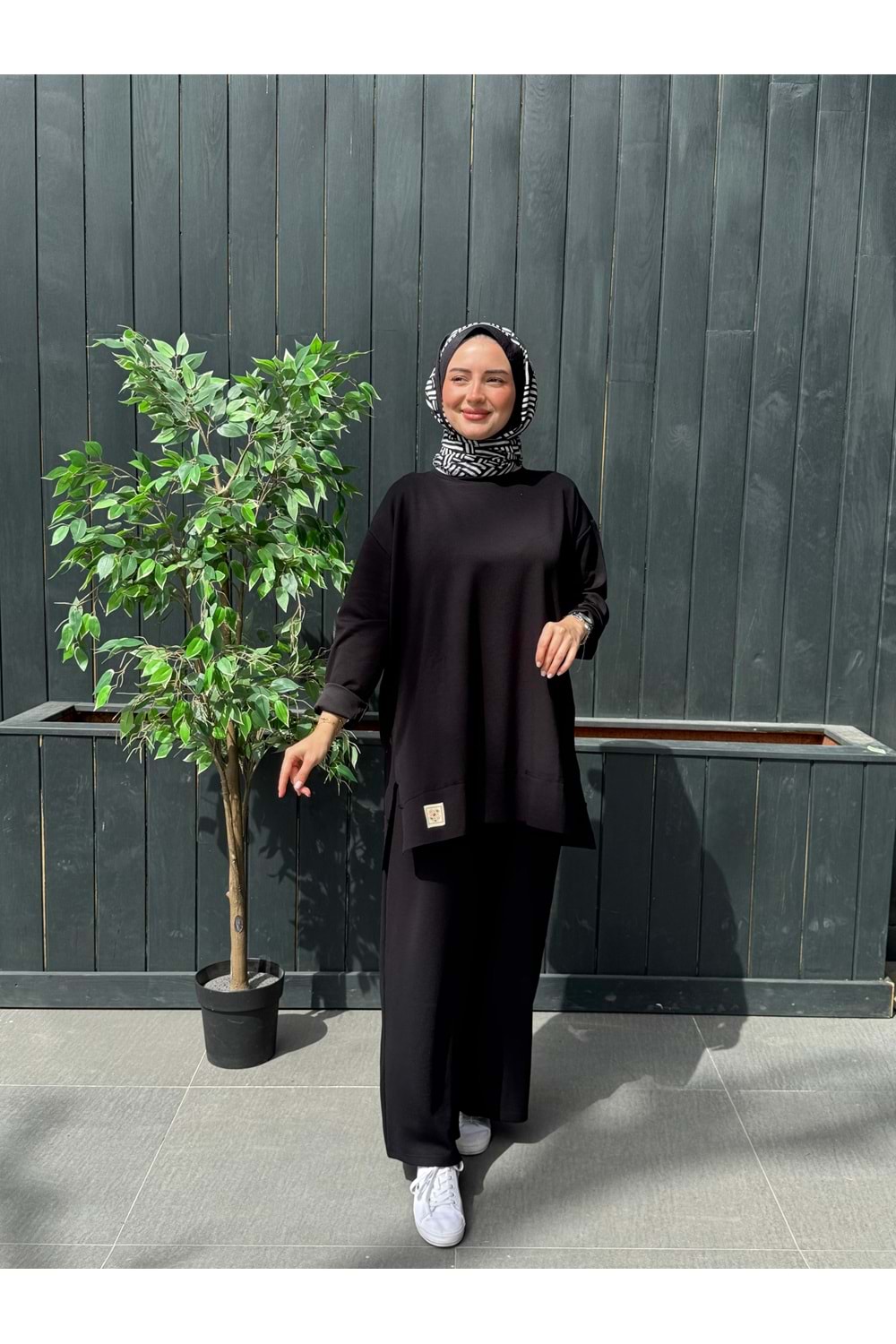 ŞULE TAKIM - SİYAH - STD