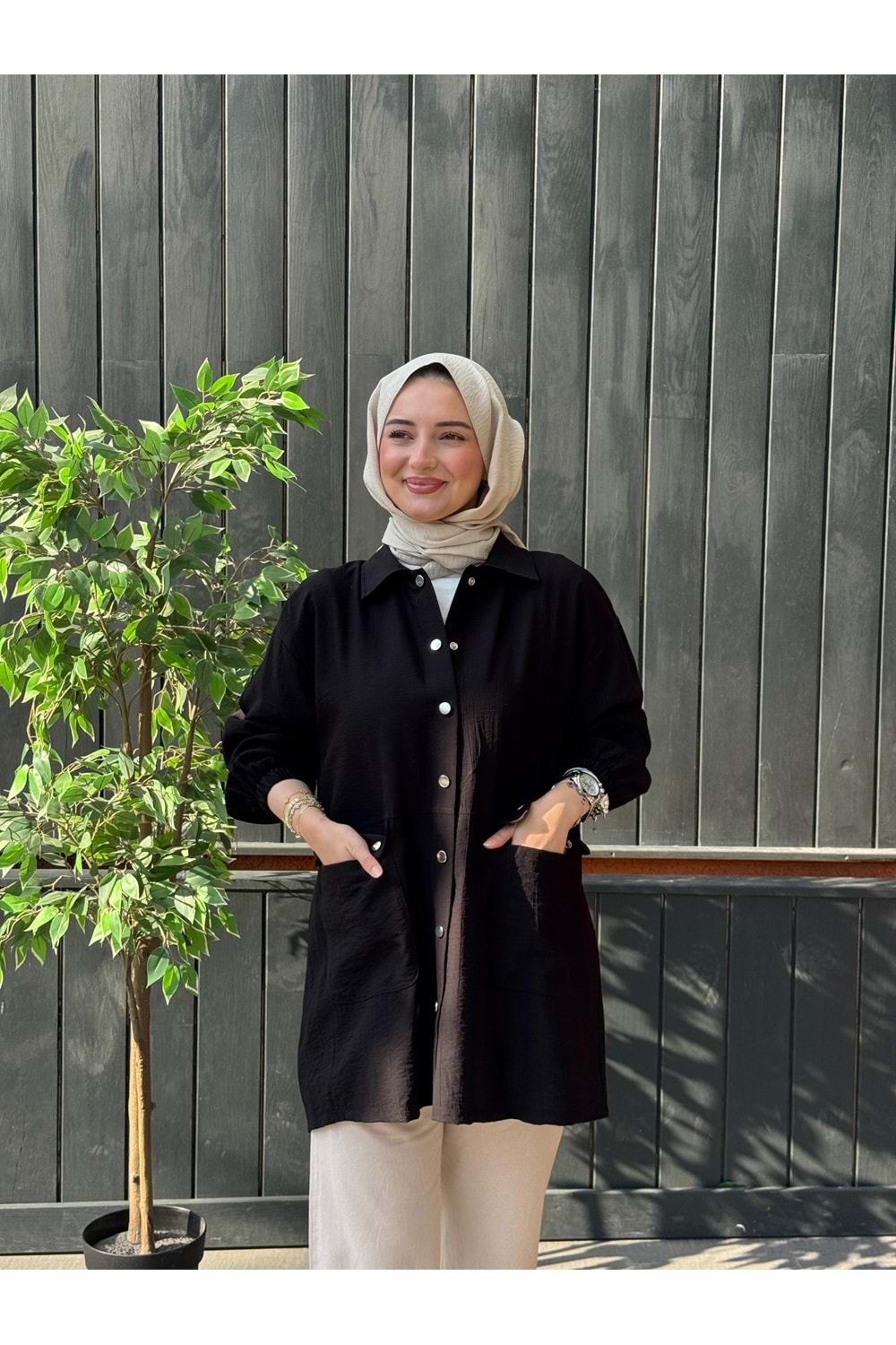 ÇİLEK KAP - SİYAH - 2
