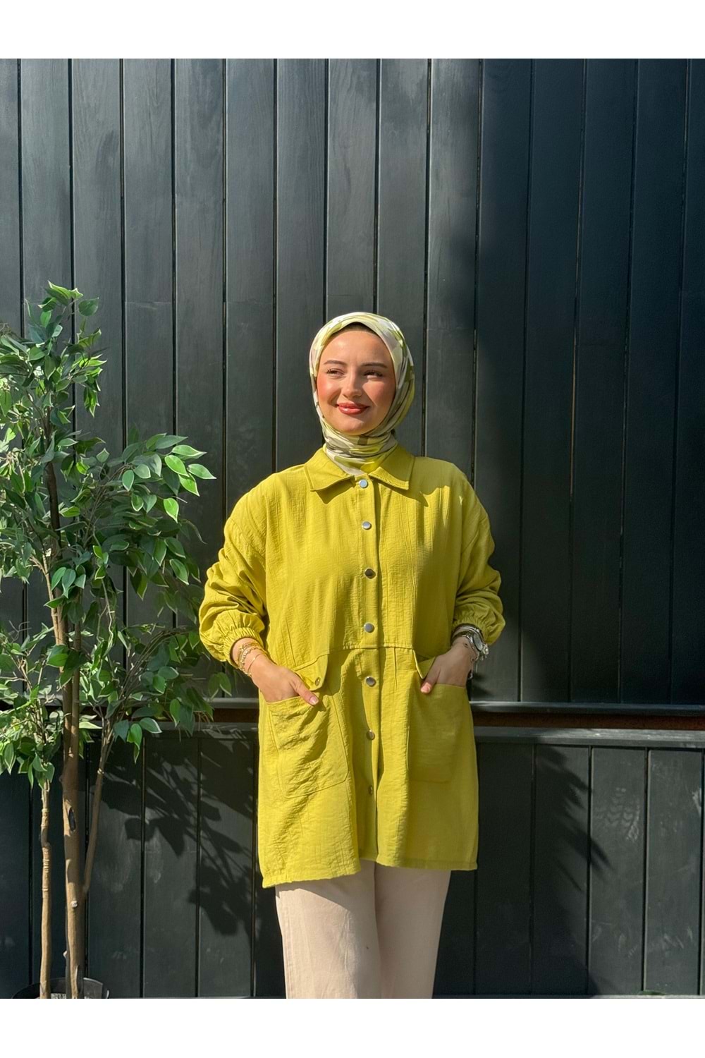 ÇİLEK KAP - YAĞ YEŞİLİ - 1