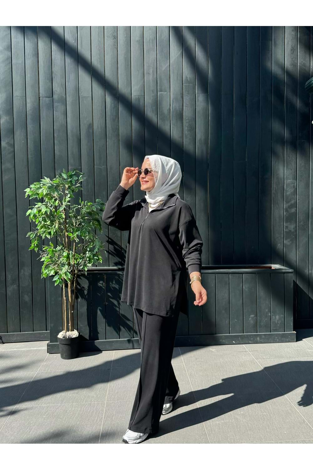 SAHNE TAKIM - SİYAH - 1