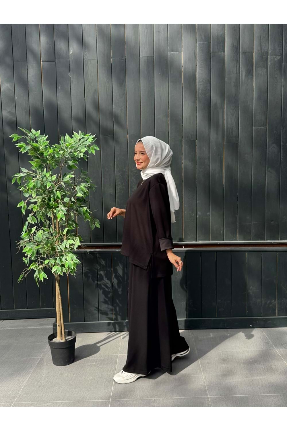 NORA TAKIM - SİYAH - 1