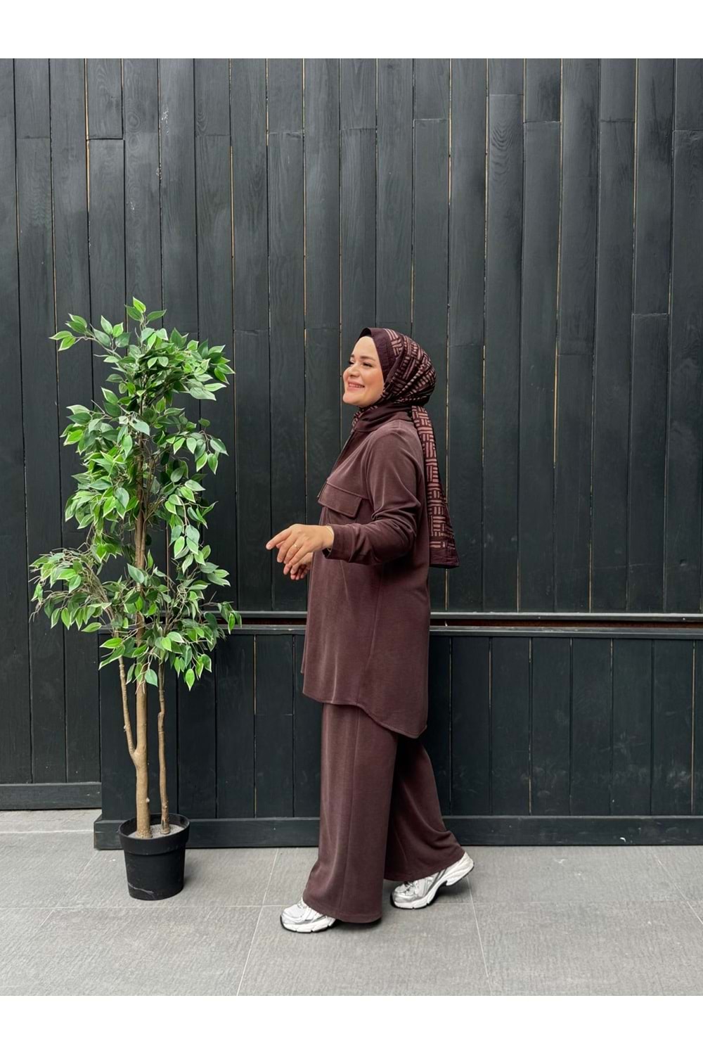 PETRA TAKIM - KAHVERENGİ - 1