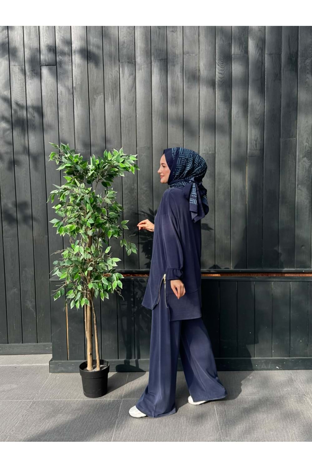 YANLARI FERMUAR TAKIM - LACİ - L-XL