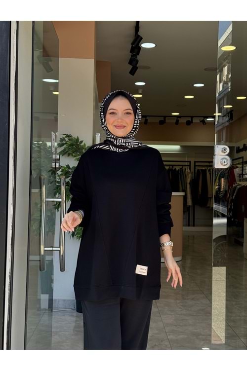 ÜÇGEN SWEAT - SİYAH - L-XL