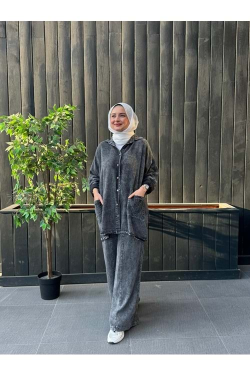 ESİNTİ TAKIM - SİYAH - 1