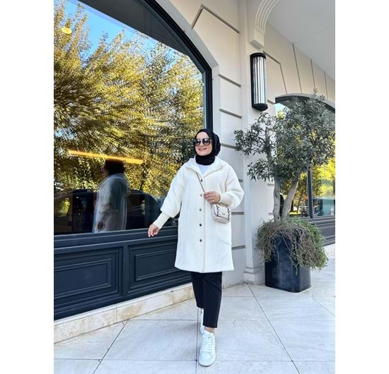 ANGORA DÜĞMELİ KABAN - KIRIK BEYAZ - STD