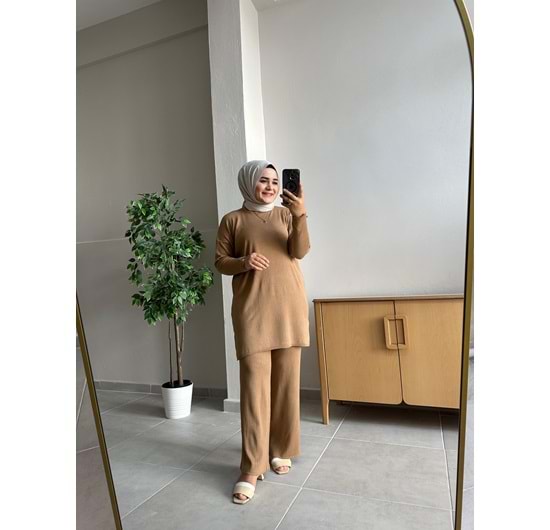ELENA TAKIM - CAMEL - STD