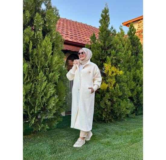 ANGORA UZUN DÜĞMELİ KABAN - BEYAZ - 1