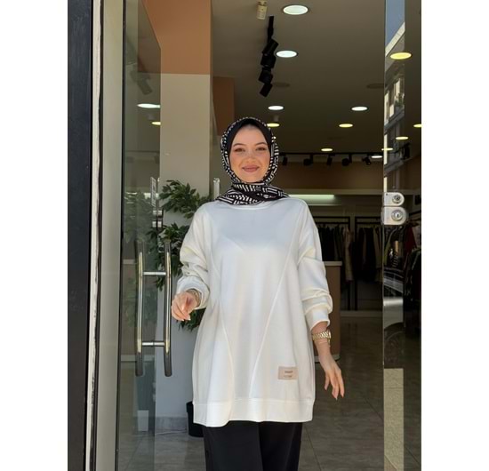 ÜÇGEN SWEAT - BEYAZ - L-XL