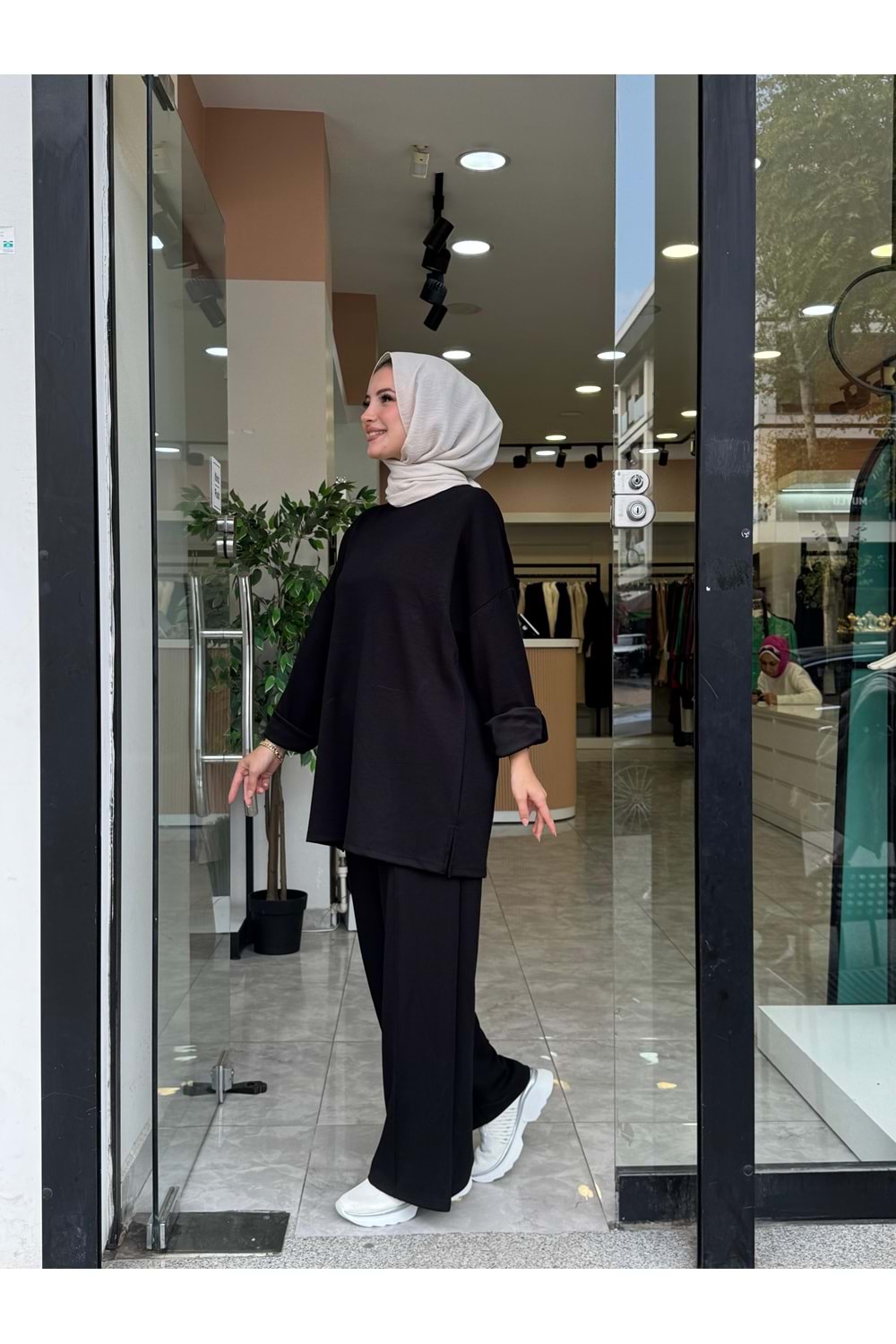 KOL DÜĞME TAKIM - SİYAH - 1